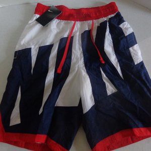 Nike Sportswear Throwback Shorts. Mens Sizes: S